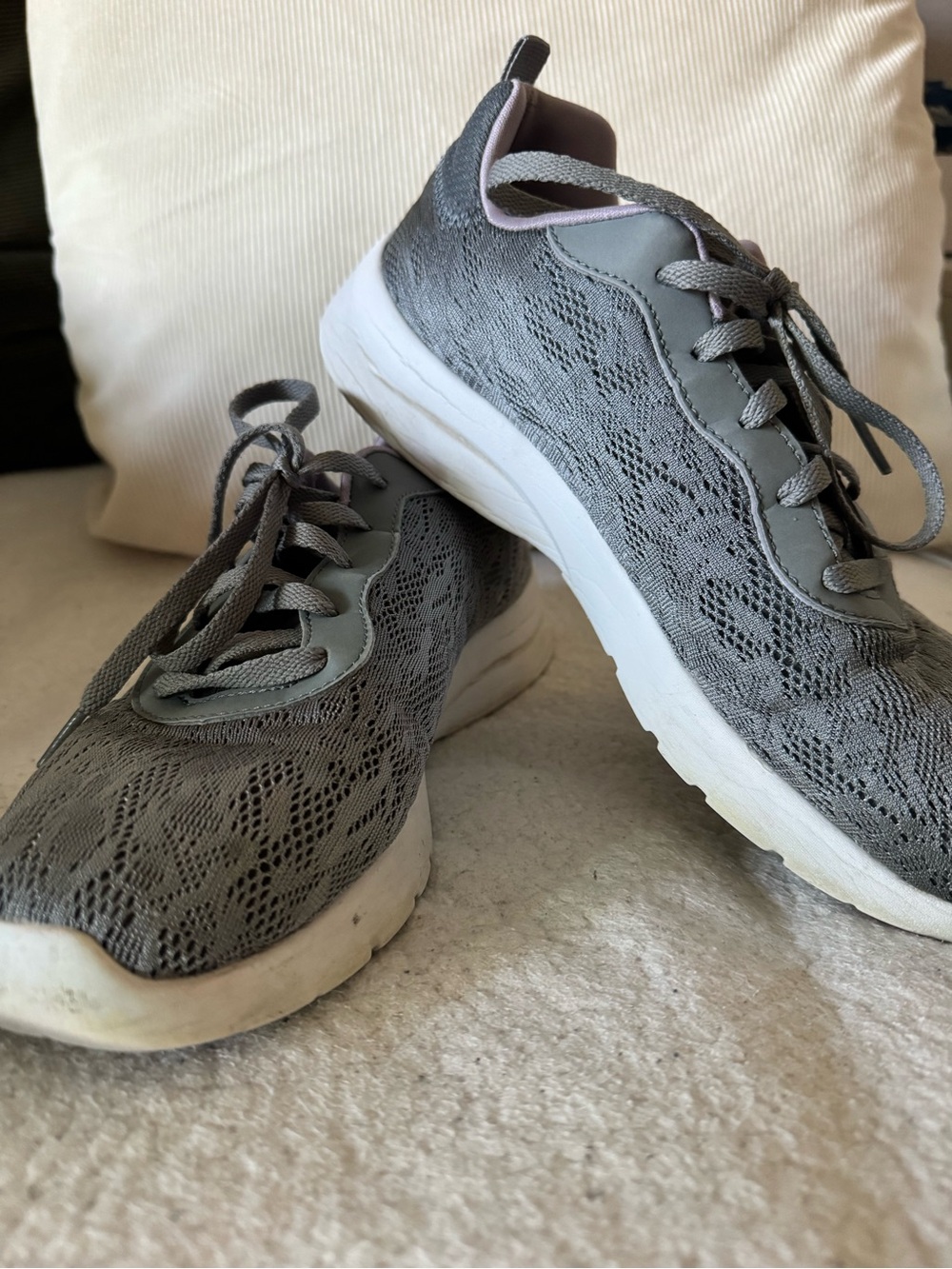 Women’s Grey Knit Lace-Up Athletic Sneakers